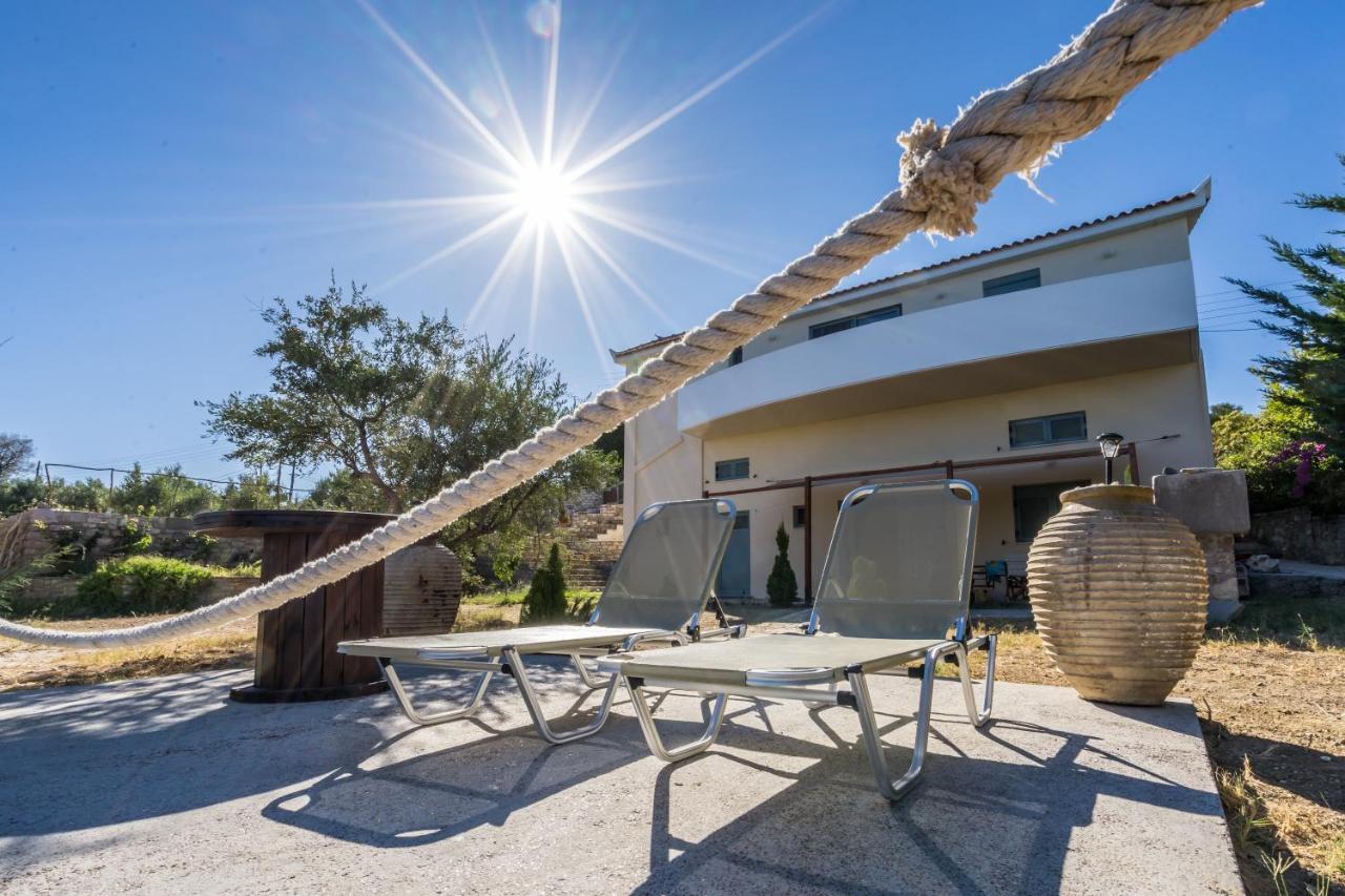 Seafront Studio With Direct Beach Access Koróni Exteriér fotografie