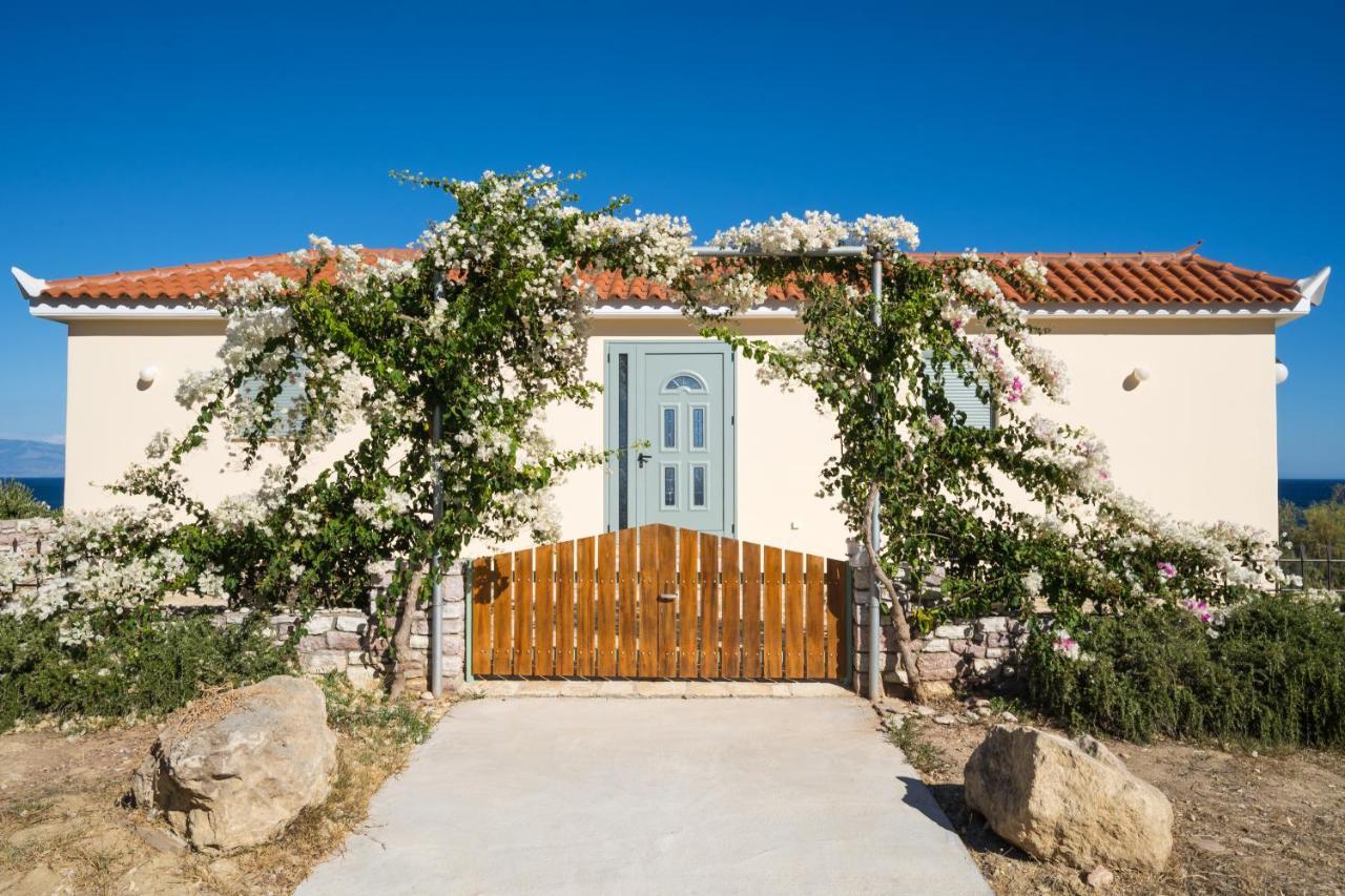 Seafront Studio With Direct Beach Access Koróni Exteriér fotografie
