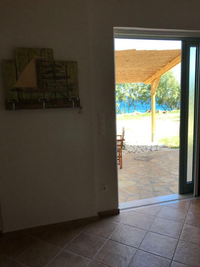 Seafront Studio With Direct Beach Access Koróni Exteriér fotografie